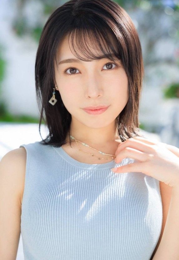 花里アカリ