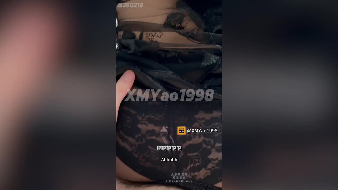 《百樂門頭牌》成熟狐媚禦姐，主動口交，又長又粗的大肉棒一口就吞下了!眼神深情凝望，再配上溫柔的舔舐!精液!在這一刻爆發!射在完美的臉蛋上! - AV大平台 - 中文字幕，成人影片，AV，國產，線上看