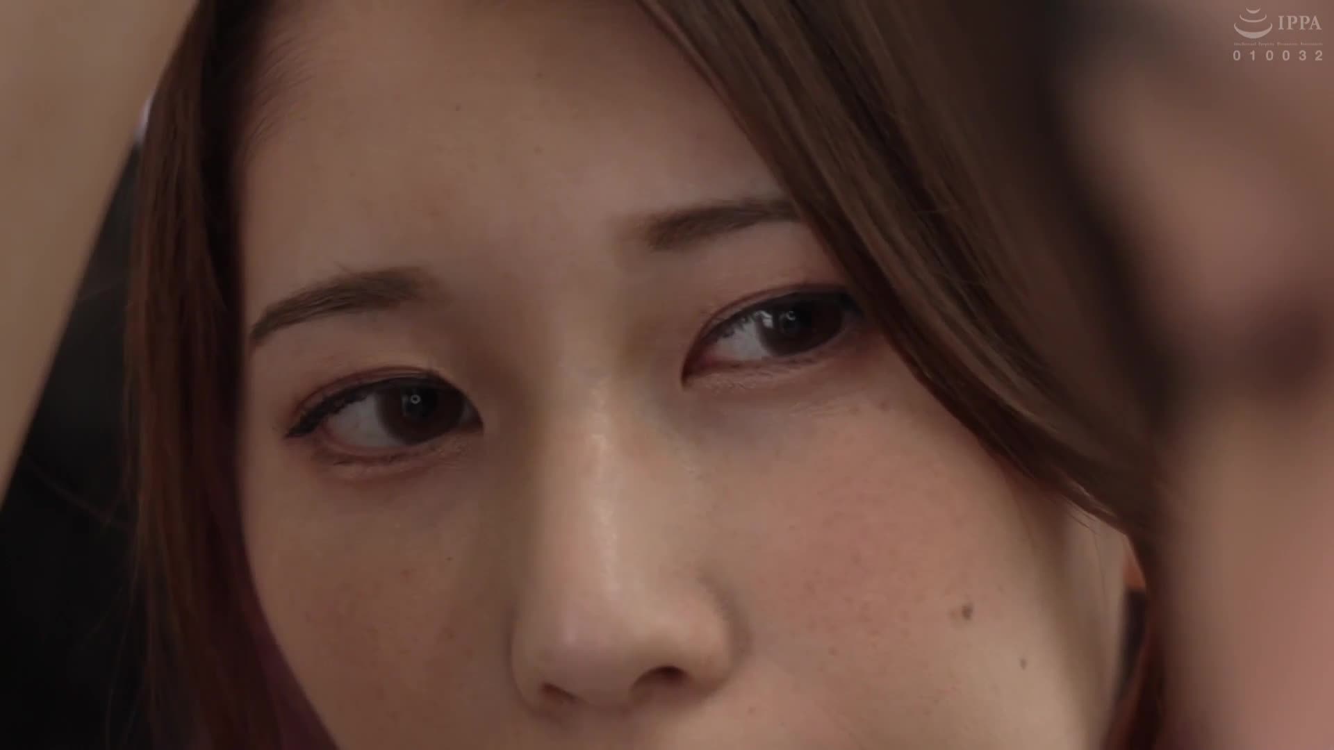 不要錯過！渴望性愛的暗示。不需要言語！只要一直對視的美女絕對可以上！ - AV大平台 - 中文字幕，成人影片，AV，國產，線上看