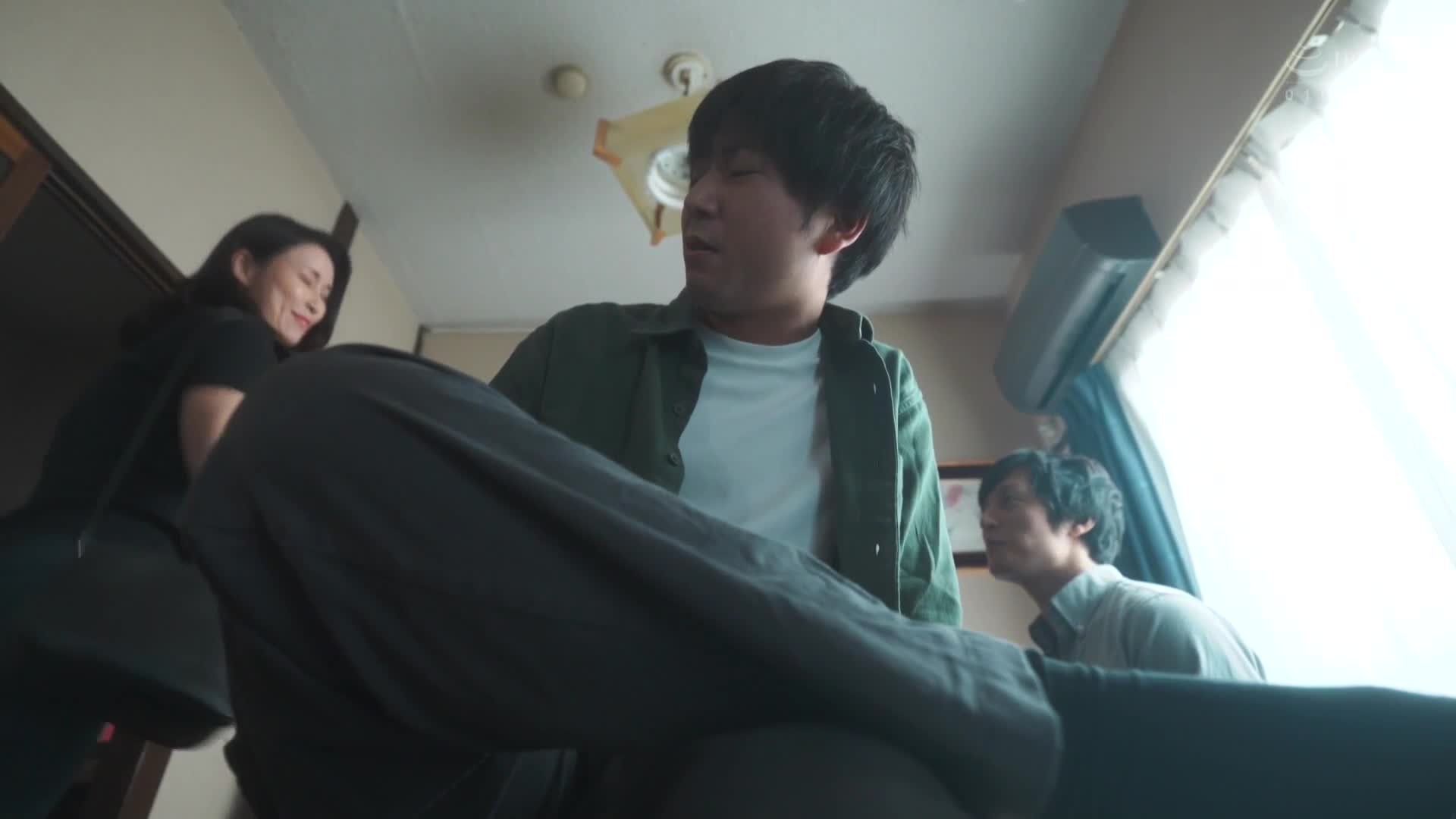 「如果你感到興奮，隨時都可以來找我...」處男的我在人妻水療店請求初次性交的女孩竟然是我朋友的母親優香！在超越現實的愉悅中，我不顧一切地射精了！水野優香 - AV大平台 - 中文字幕，成人影片，AV，國產，線上看