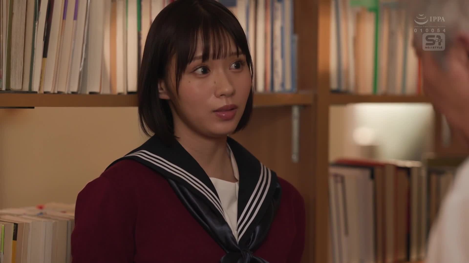 在電車上被猥褻地侵犯而感到興奮，然後感覺很舒服而尿失禁的我...算是變態嗎？兒玉七海 - AV大平台 - 中文字幕，成人影片，AV，國產，線上看