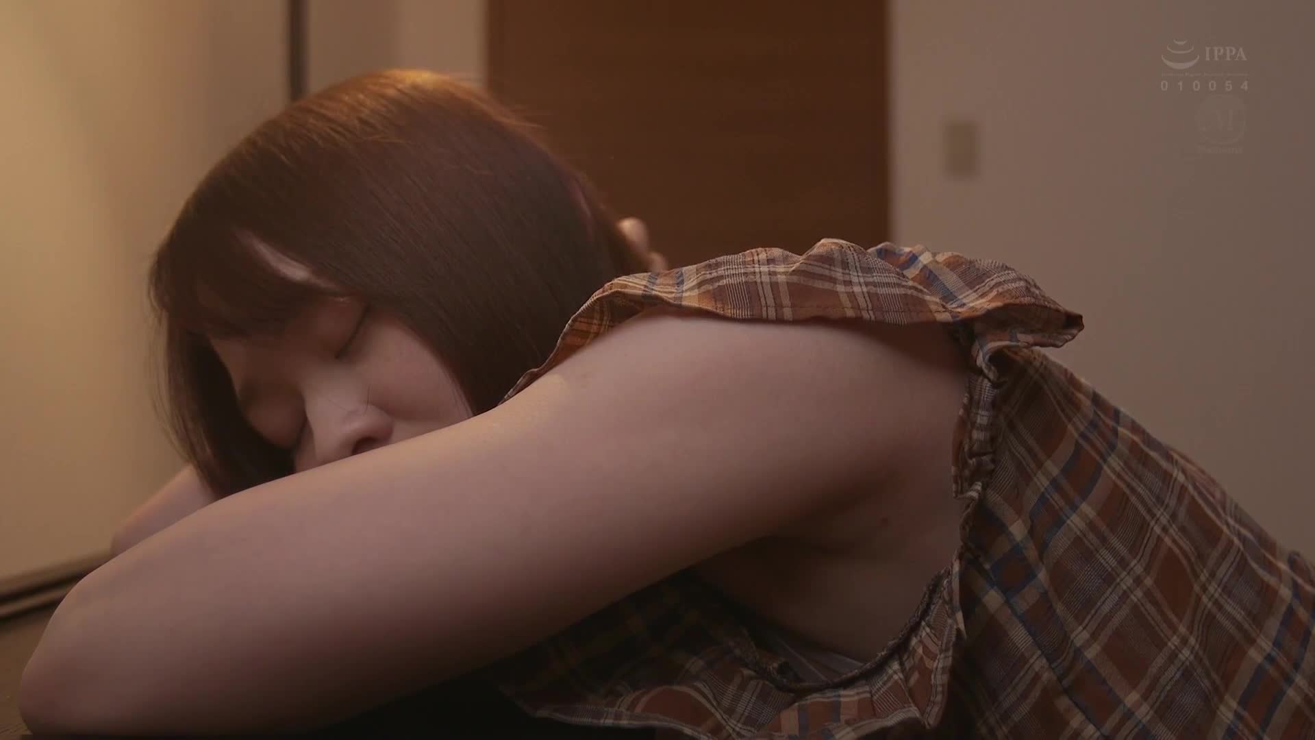 母親代替參與同人AV出道。藤環奈 黑川一花 - AV大平台 - 中文字幕，成人影片，AV，國產，線上看