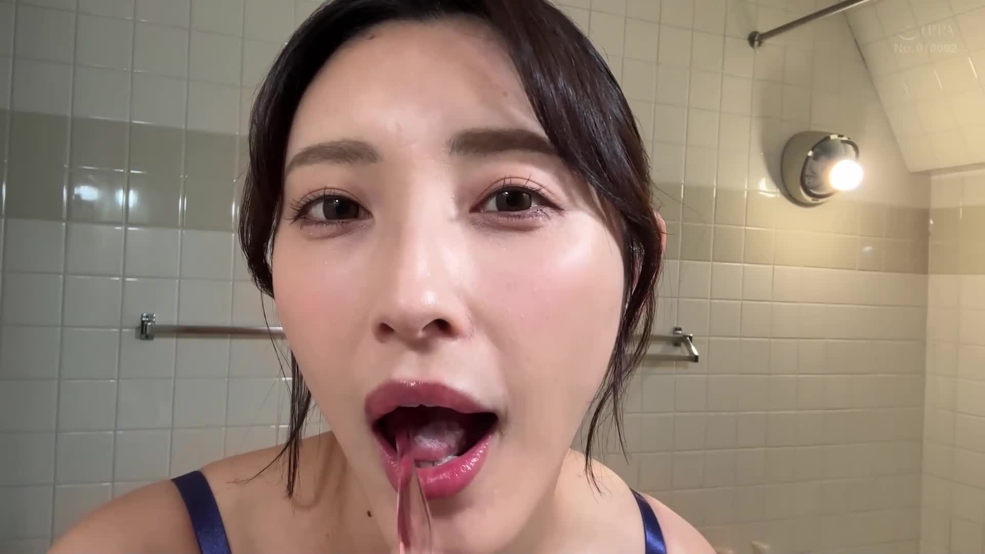 與不貞行為的丈夫一起觀看的「吹箫笑容吞精錄像信」 森澤佳奈 - AV大平台 - 中文字幕，成人影片，AV，國產，線上看