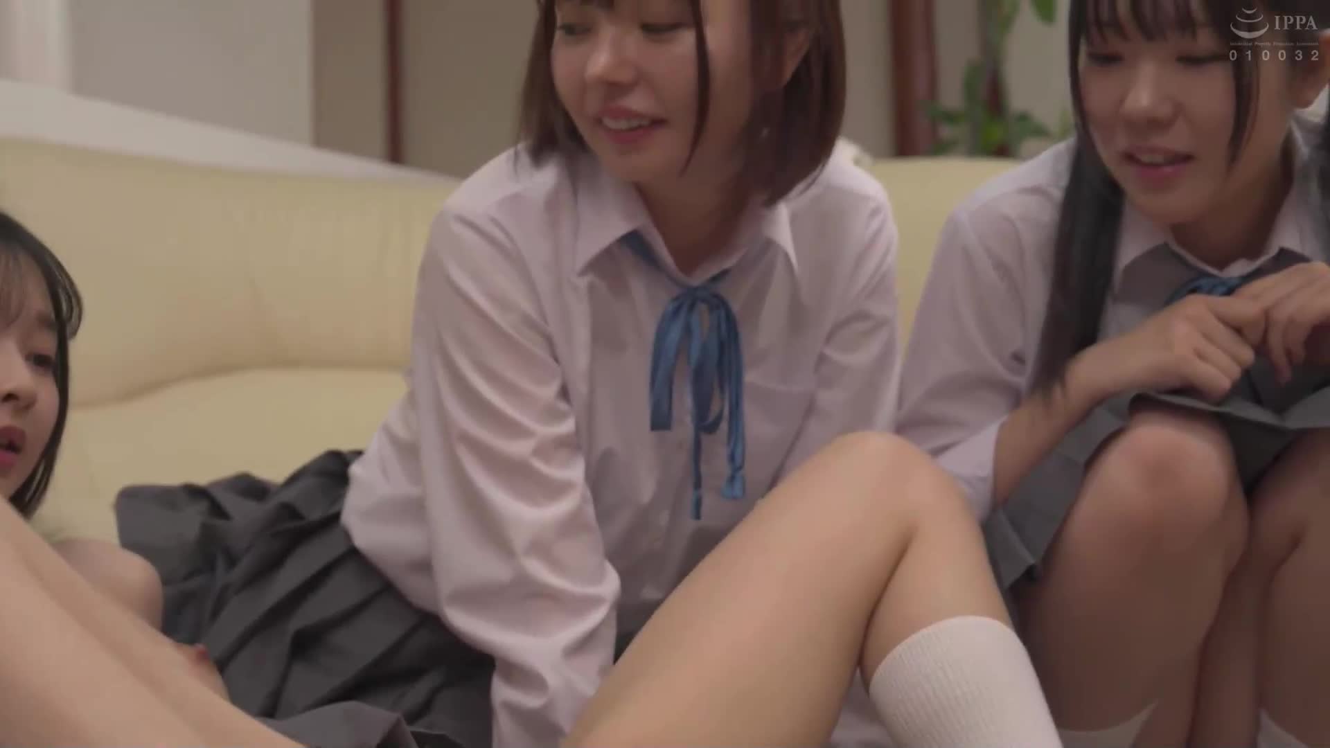 與老大哥的懲罰遊戲開始了！這是一個懲罰遊戲，一位姐姐和她的朋友衝進她弟弟的房間，她弟弟通常被認為很恐怖，並突然向他展示他的內衣！事態進一步升級。 - AV大平台 - 中文字幕，成人影片，AV，國產，線上看