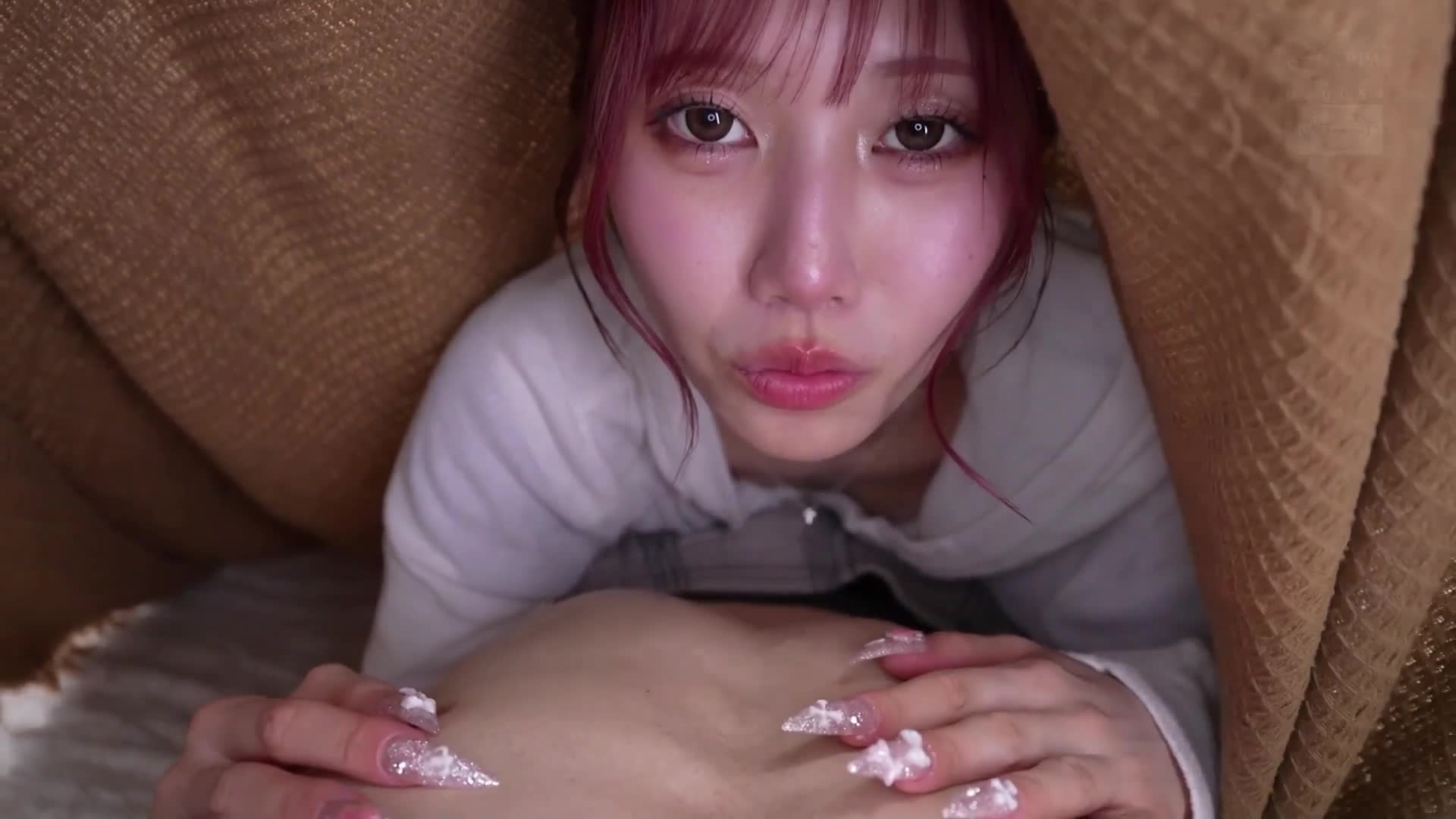 美麗的粉紅色頭髮女孩＆用吸塵器口交直到變成陽具白癡為止，讓你高潮十次的特別節目！齋藤亞美里 - AV大平台 - 中文字幕，成人影片，AV，國產，線上看